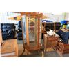 Image 2 : corner glass china hutch