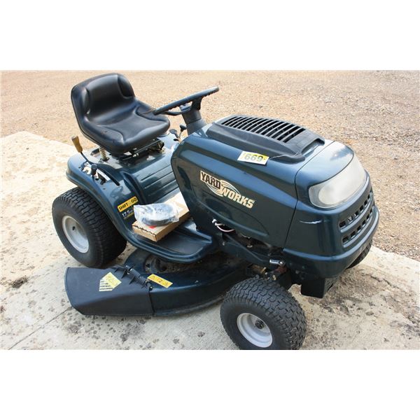 Yardworks riding mower