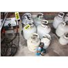Image 1 : 6- Propane tanks