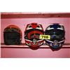 Image 1 : 3 quad helmets