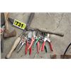 Image 2 : assorted pruning shears