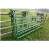Image 2 : 6 green corral panels