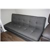 Image 2 : Cloth futon couch