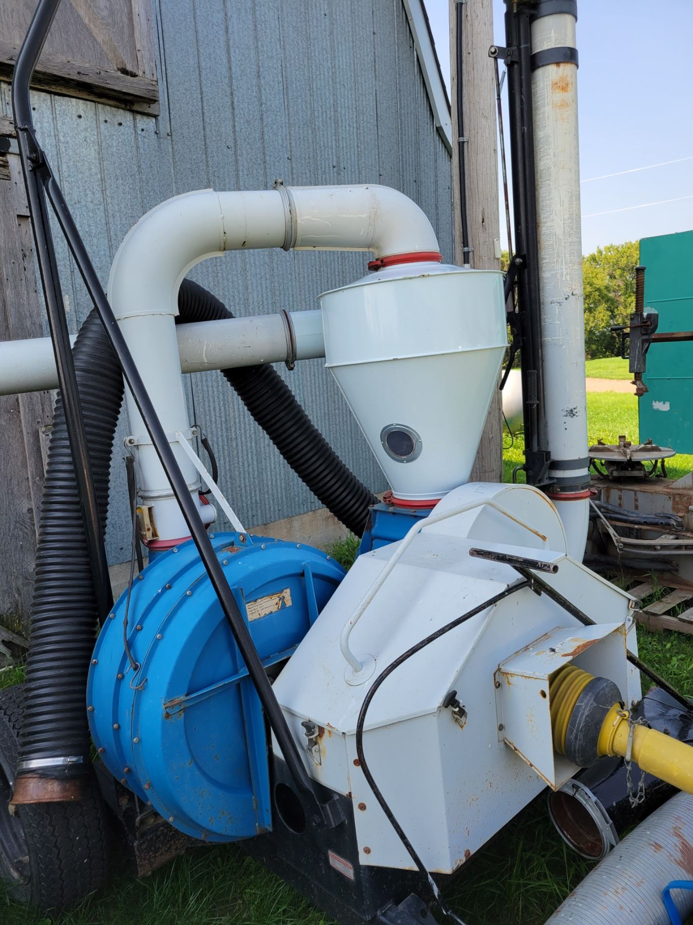 KONGSKILDE GRAIN VAC, 540 PTO, has been completely Rebuilt