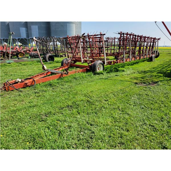 50' Flexicoil Tine harrows (Red), c/w drawbar, 5' harrows, tines are 10" to 11" tines