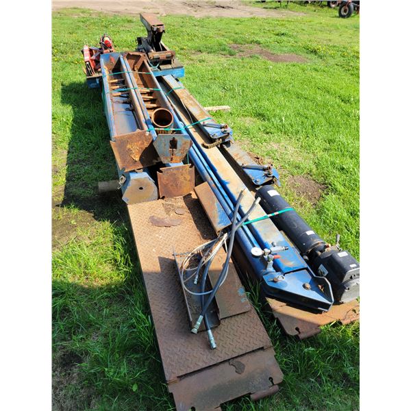 Bend-Pak, 4 post, 12,000 lbs Floor Hoist c/w Norco 2 1/2 ton rolling lift bridge