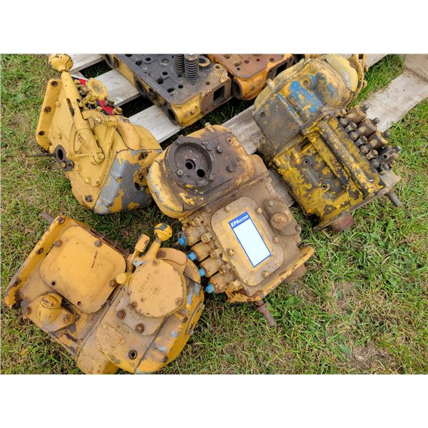 (GROUP LOT - 35, 36, 37, 38 & 39) 4- Sets of Injector heads