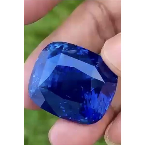 Natural Rare Royal Blue Kashmir Sapphire 150.13 Cts  - Certified