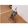 Image 3 : *Two step - step ladder
