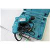 Image 4 : Makita Electric 3/8" Drill (working)