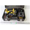Image 1 : DeWalt Cordless 18v Drill - 3 Batteries - Charger (working)