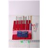 Image 1 : Knitting Needles, Supplies and Counter