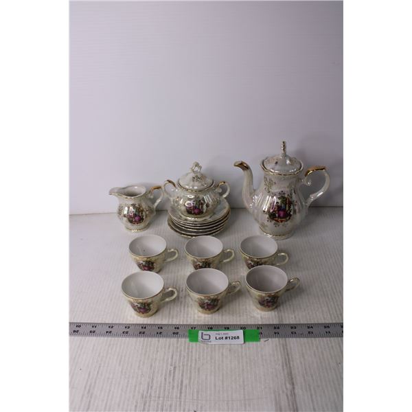 Vintage Tea Set - Made in Japan- Nice Condition