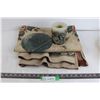 Image 1 : Autumn Tapestry Tablecloth, Raw Jade Stone Candle, Jade and Silver Trivet (Not Authenticated)