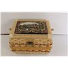 Image 7 : Tapestry Sewing Basket with Contents