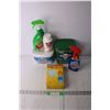 Image 1 : Assorted Cleaning and Laundry Supplies