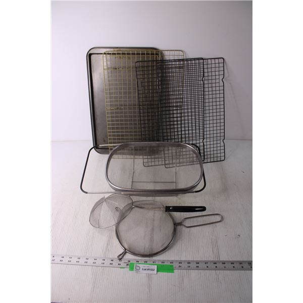 Assorted Kitchen Items - Pans