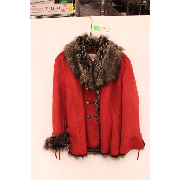 *Women's Faux Fur and Suede Jacket - Size 10