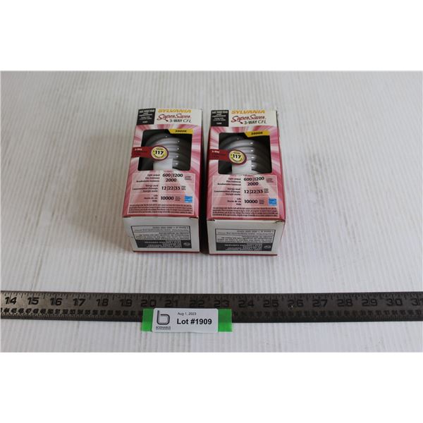 (2) Sylvania Super Saver Lightbulbs (3000K)