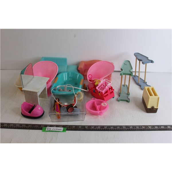 Misc. Dollhouse Furniture