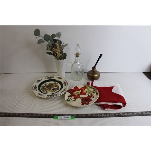 Canadian Flag, (2) Picture Plates, (2) Vases, Vinaigrette Bottle