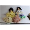 Image 1 : (3) Dolls with Crocheted Skirts