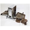 Image 2 : ANTIQUE TOASTER FROM THE  40'S, OR FIFTY'S