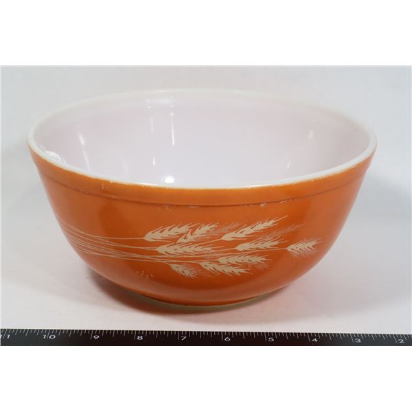 PYREX WHEAT BOWL