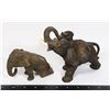 Image 1 : 2 LARGER ELEPHANTS - "TRUNKS UP"