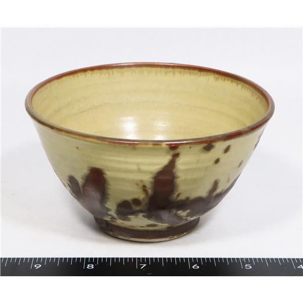 MIDEKE POTTERY BOWL (5  DIAMETER)