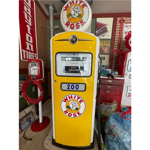 1950s White Rose Gas Pump No Key Back Opens No Guts On Wheels One Side Opens Lights Up