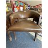 Image 2 : 4 Leather Bar Chairs