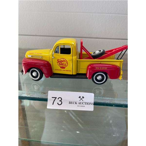 Shell Tow Truck Diecast 1/24
