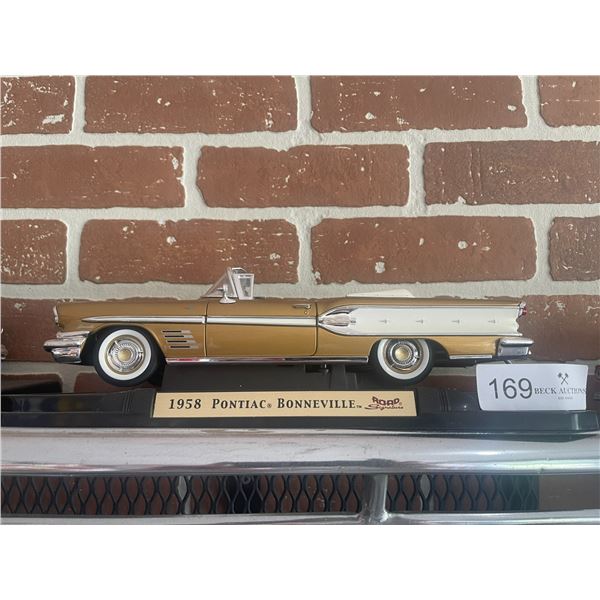 1958 Pontiak Bonyville Diecast