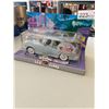 Image 1 : Chevron Cars Leo Limo 25th Edition New in the Box