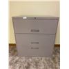Image 1 : Three Drawer Filing Cabinet 3" x 18" x 40"h