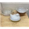 Image 1 : 2 Casserole dishes and hen on a nest