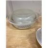 Image 3 : 2 Casserole dishes and hen on a nest