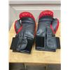 Image 3 : Pair of boxing gloves - Go Zone