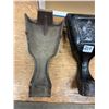 Image 3 : 4 cast iron stone legs - nice - 9" tall