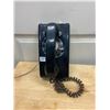 Image 1 : 1 dial telephone