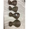 Image 1 : 4 cast iron bathtub feet/legs - 6"