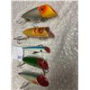 Image 2 : 5 Vintage fishing lures - 3 1/2" to 5"