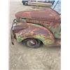 Image 10 : 1940s Chevrolet cab and chassis - body is solid