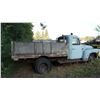 Image 5 : 1956 international grain truck - complete *Item located off-site* Forklift available for fee