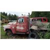 Image 8 : 1956 international S-120 - factory 4x4 - RARE *Item located off-site* Forklift available for fee