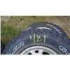 Image 3 : 2005 Chevrolet 2500 8 bolt wheels - 245/75R16 *Item located off-site*