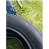 Image 4 : 3x 225/60R17 - 2x cooper cs-4, 1x Michelin destiny *Item located off-site*