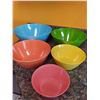 Image 1 : Set of 5 melamine bowls