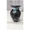 Image 1 : Black vase, made in Huatuho, Mexico